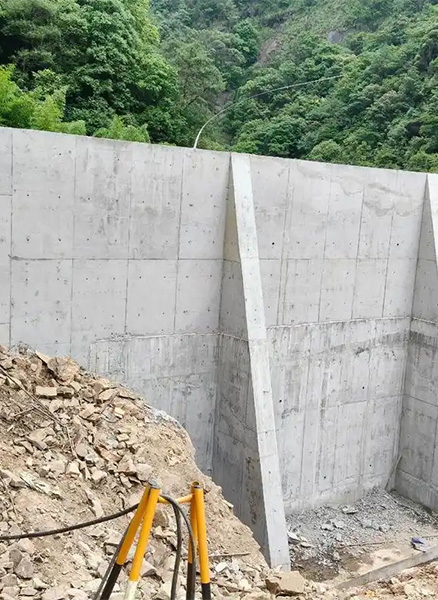 郑州中原区重力式挡土墙